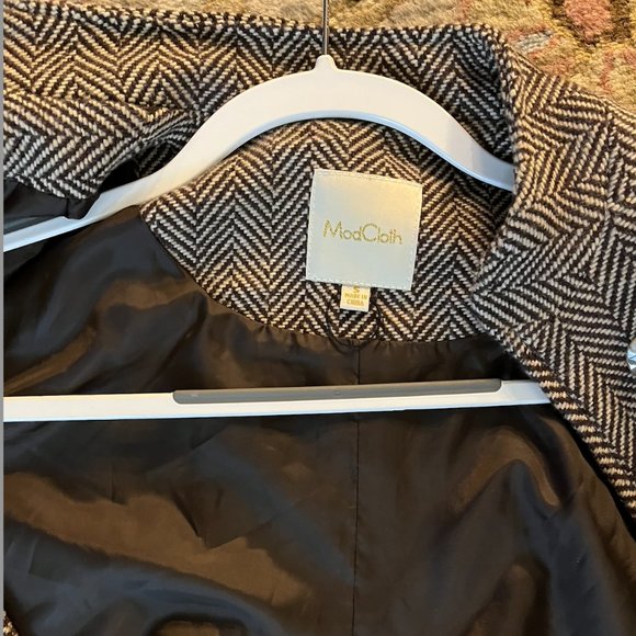 ModCloth Brown Tweed Wool Blend Cape, Size Small - Picture 3 of 4